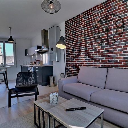 Appartement Logisy En Centre-Ville De Vitre I Logisy L'Indu Vitré Dış mekan fotoğraf