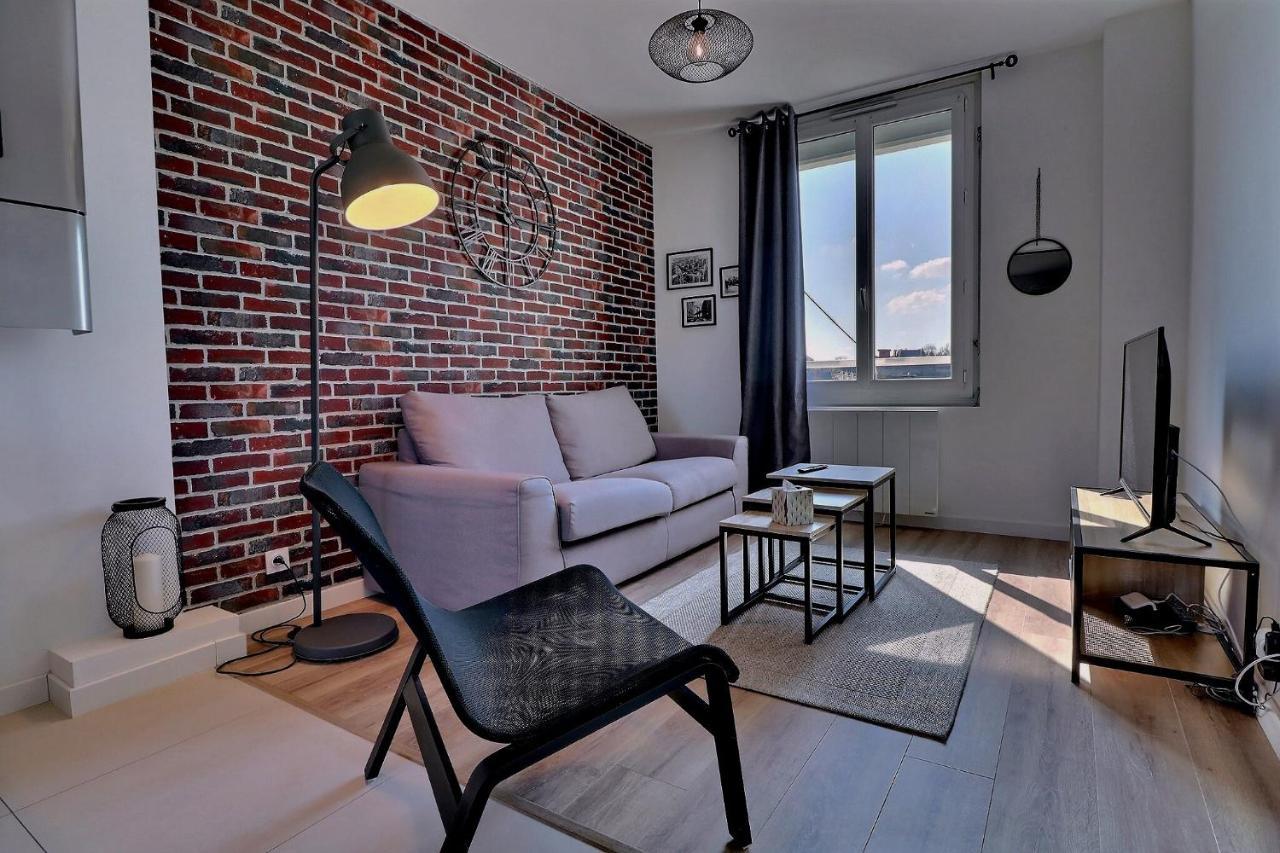 Appartement Logisy En Centre-Ville De Vitre I Logisy L'Indu Vitré Dış mekan fotoğraf